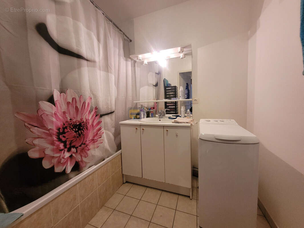 Appartement à REIGNIER