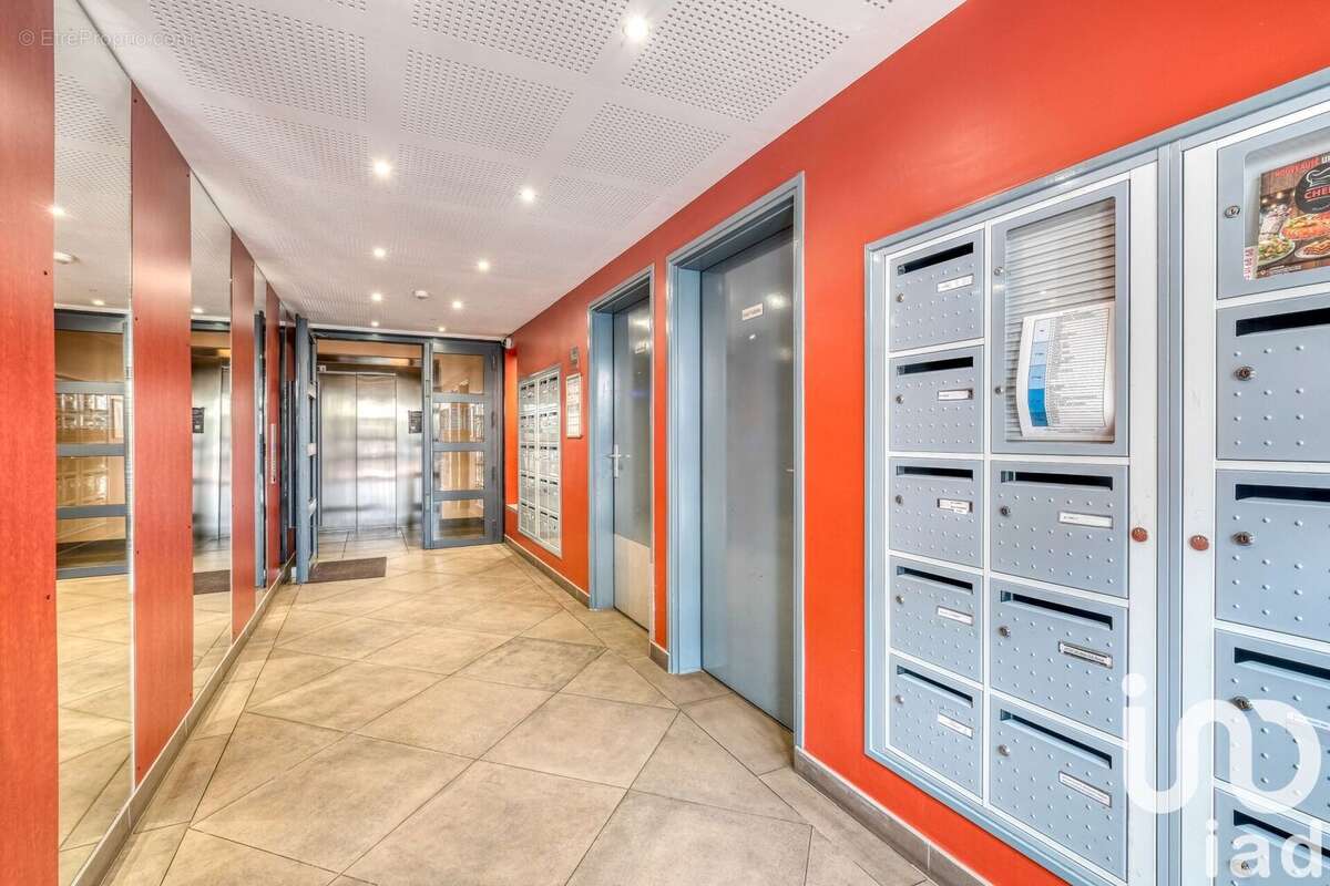 Photo 5 - Appartement à LIVRY-GARGAN