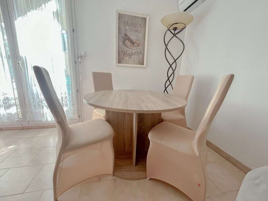 Appartement à FREJUS
