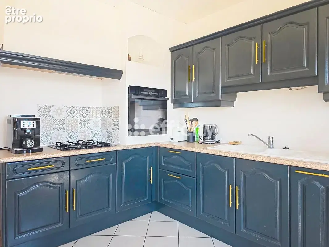 Maison 175 m² à Saint-Romain-En-Jarez  - photo 6