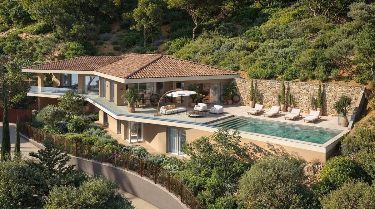 Maison à GRIMAUD