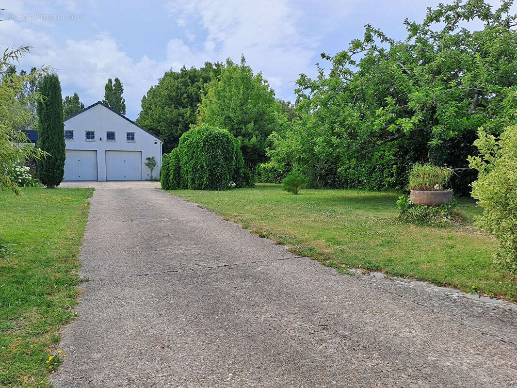 A vendre Maison de plain pied Les Essarts Le Roi 8 pièces 160 m2 - photo 13