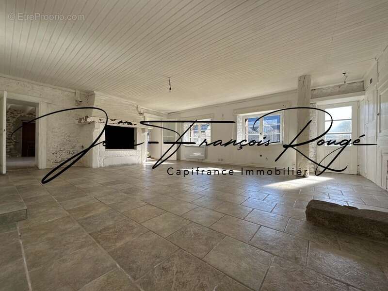 Agon-Coutainville, proche du havre et à deux kilomètres de la plage, maison en pierres de 160 m² ! - photo 4
