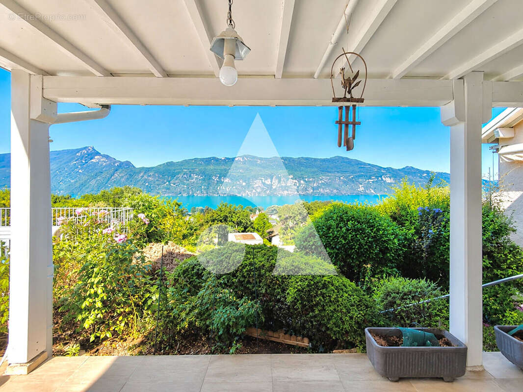 Villa d'exception avec vue panoramique sur le Lac du Bourget - 294 m² - Piscine - photo 3