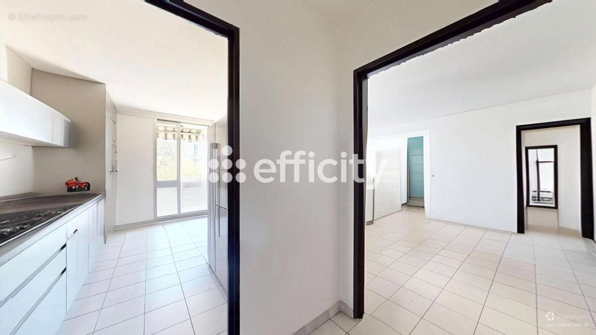 Appartement à LYON-8E