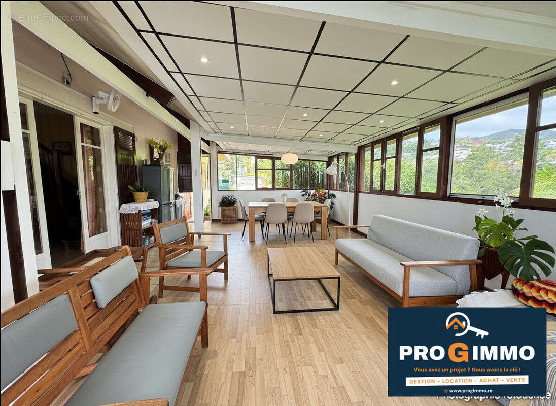 Maison à SAINT-DENIS