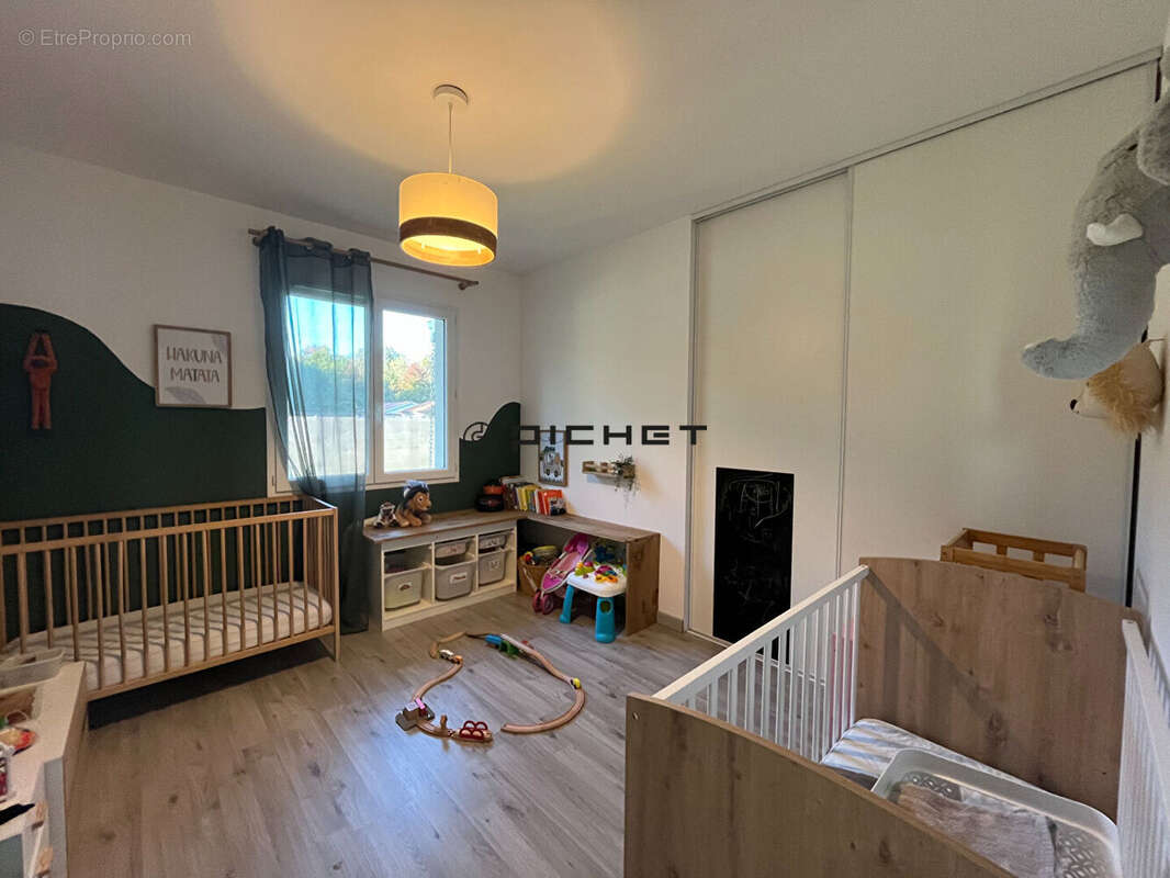 Maison à SAUGNACQ-ET-MURET