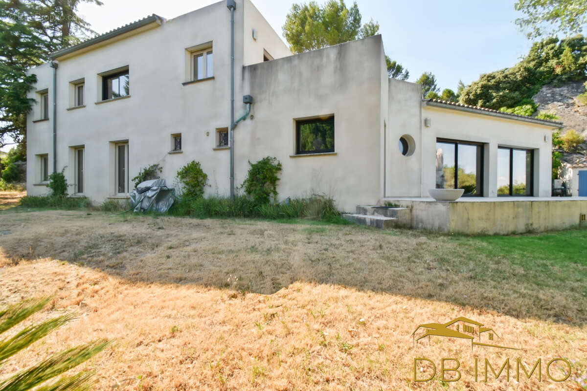 Maison à PUJAUT