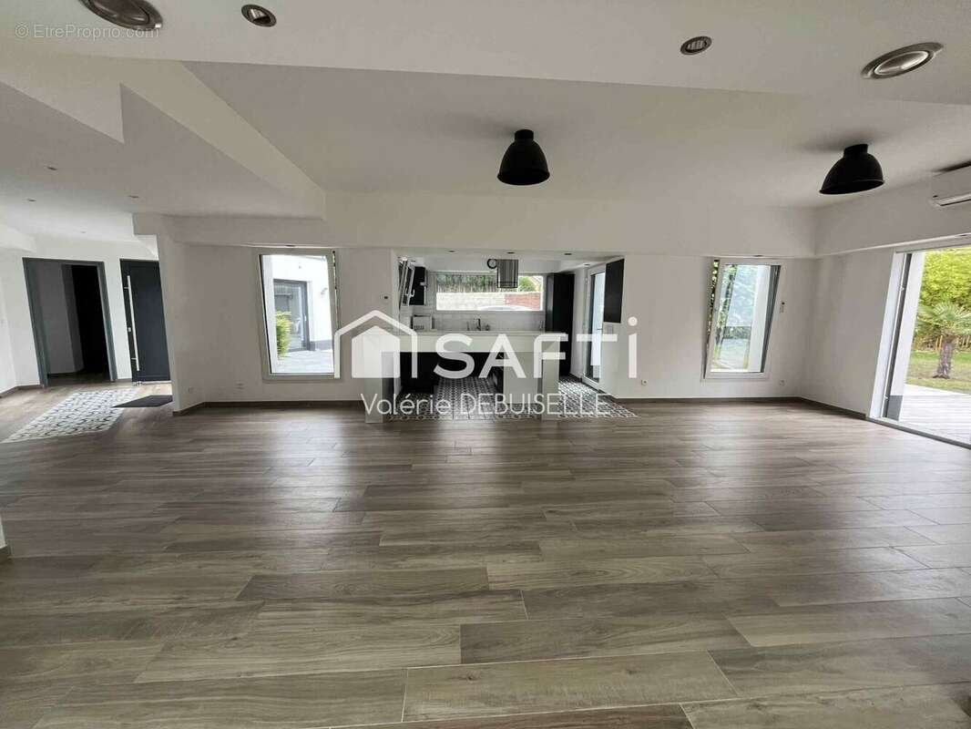 Photo 3 - Maison à BARLIN