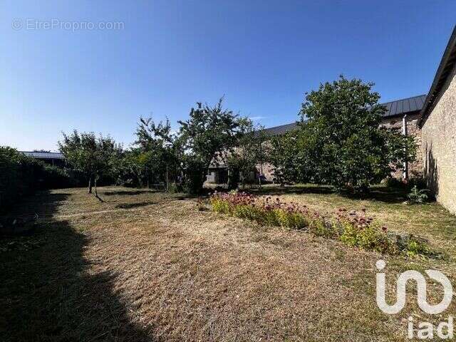 Photo 5 - Maison à LOUZY
