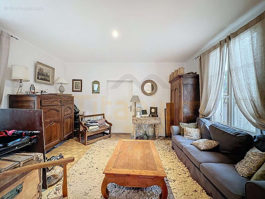 Maison à SAINT-CLAIR-SUR-EPTE