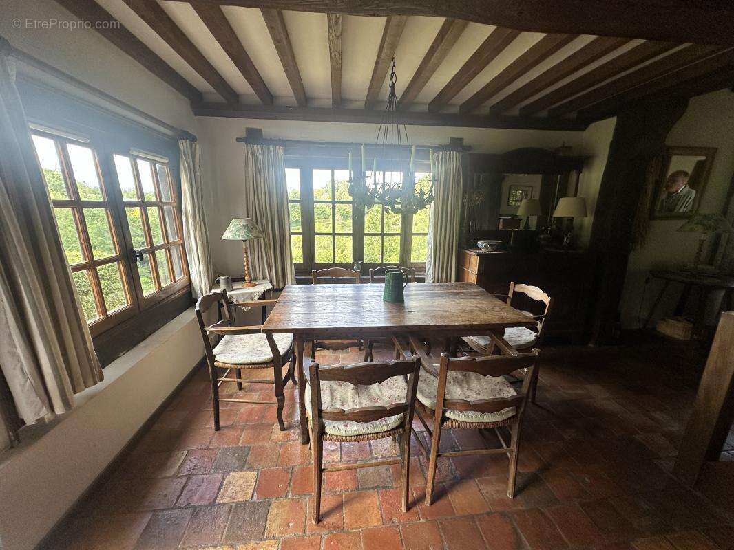 Maison à QUETTEVILLE