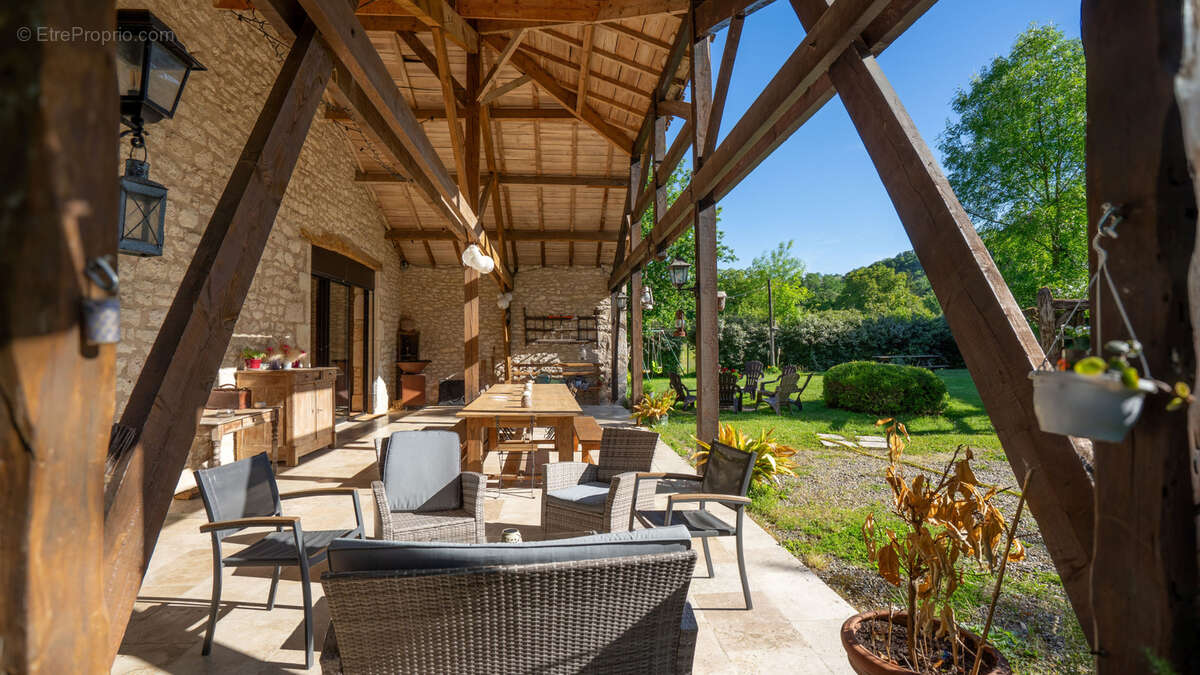 Maison à BAGAT-EN-QUERCY