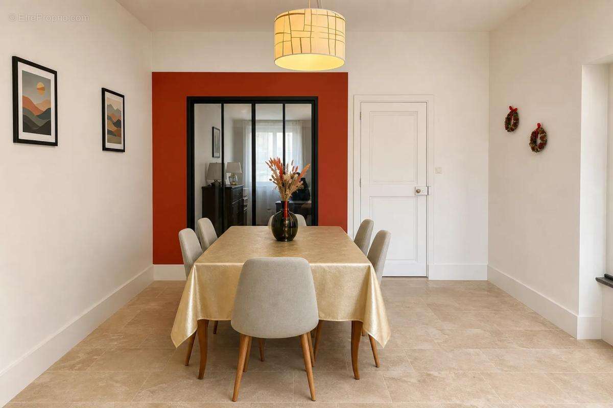 Maison 190 m² rénovée avec goût – DPE C – Jardin & dépendances - photo 8