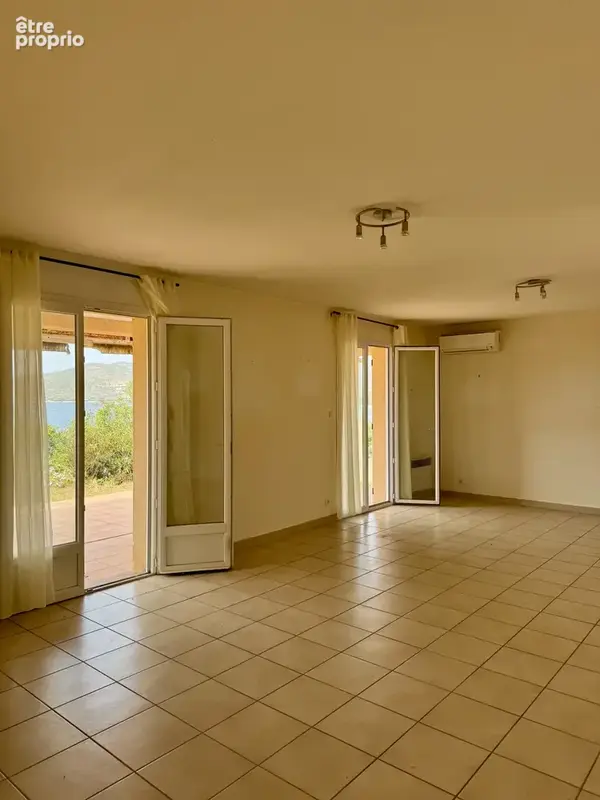 Maison individuelle avec terrasse vue mer et garage - photo 2