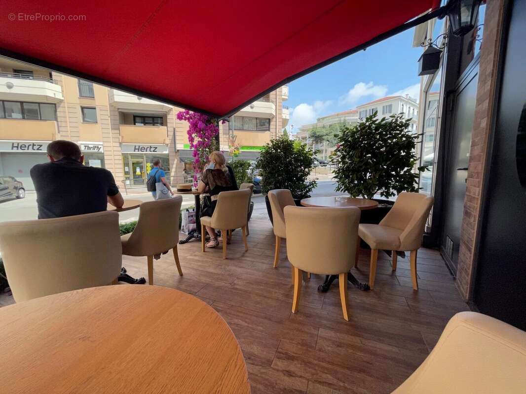 Cannes rue d antibes  brasserie restaurant - photo 8