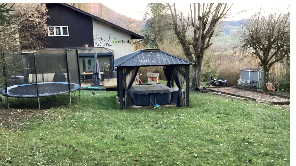 Maison à VIUZ-EN-SALLAZ