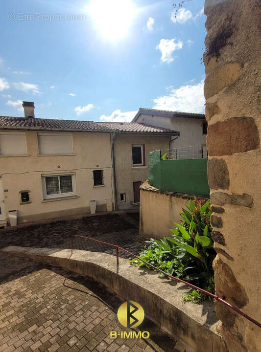 Maison à SAINT-PIERRE-DE-BOEUF