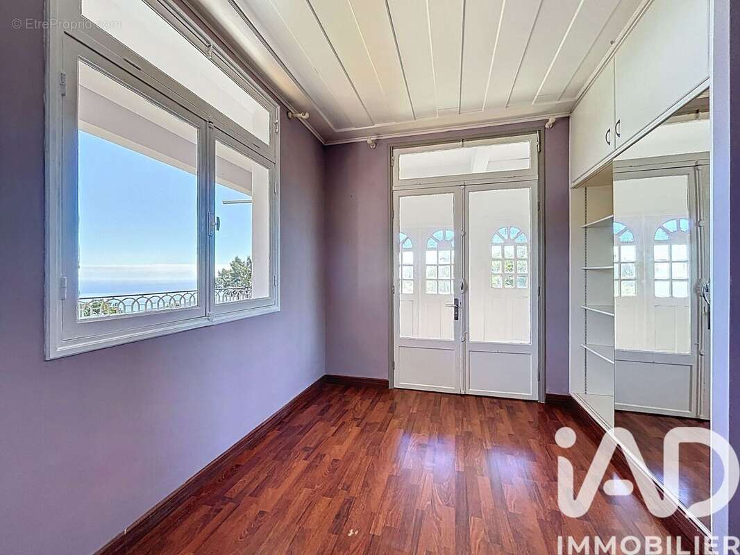 Photo 5 - Maison à SAINT-DENIS