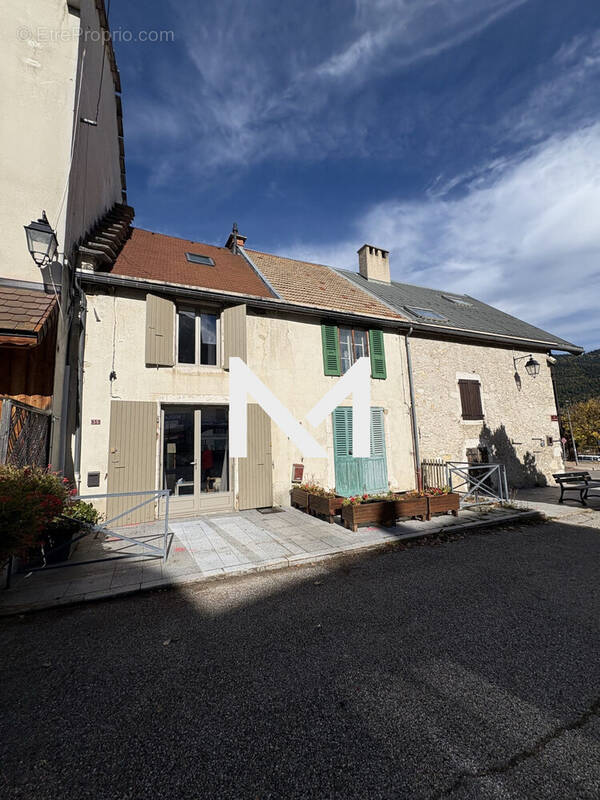 Maison à MEAUDRE