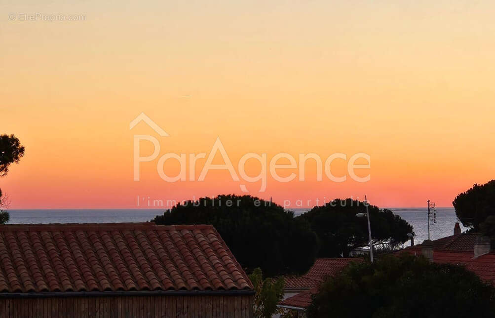 Appartement à VAUX-SUR-MER