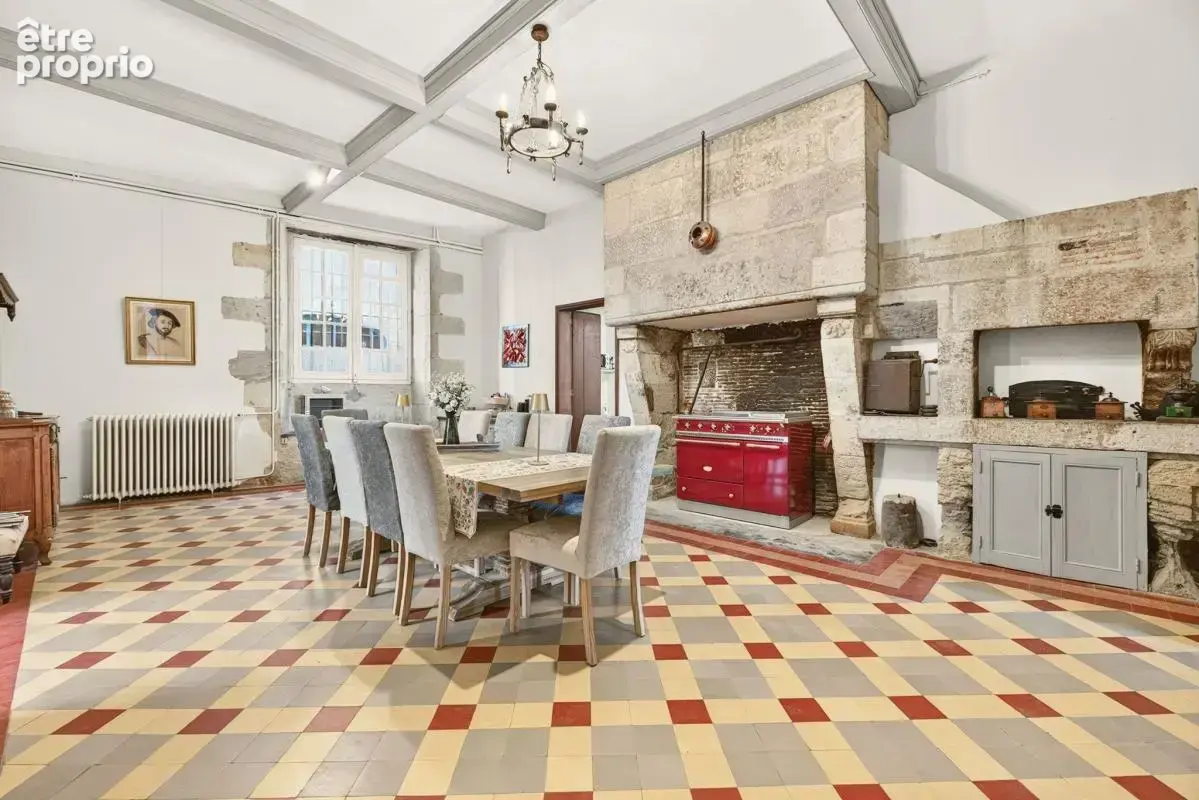 Hôtel de Nervaux — demeure Renaissance au cœur du Puy Saint-Front - photo 8