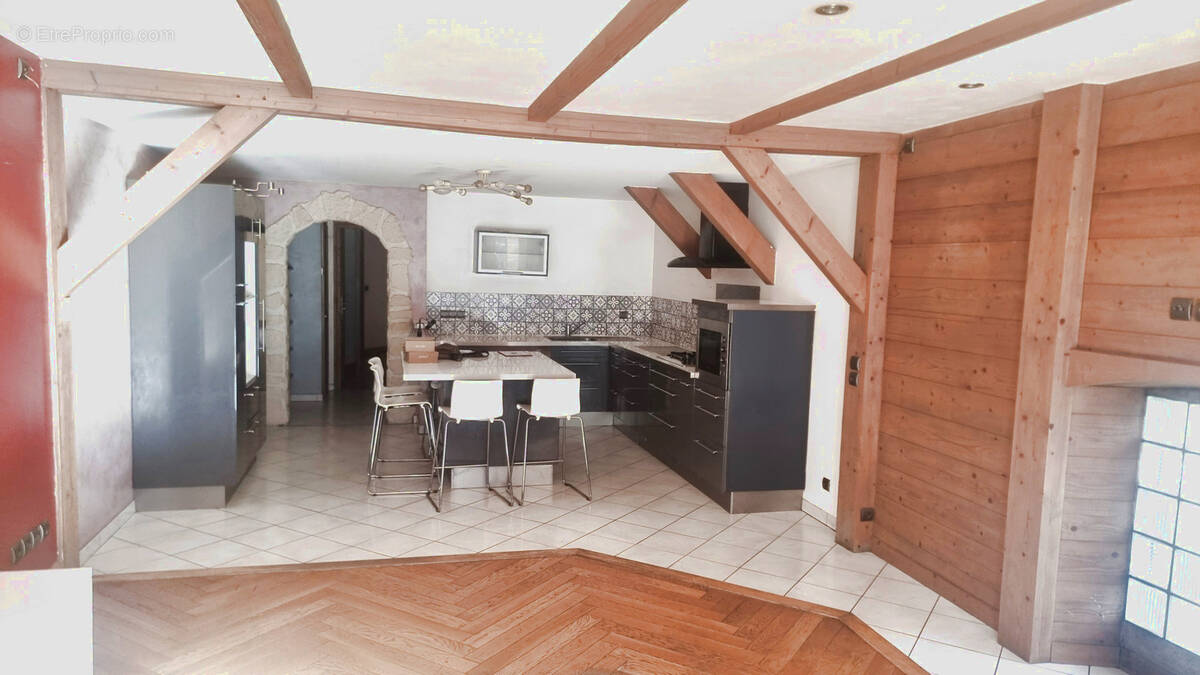 Appartement à AIGUEBELLE