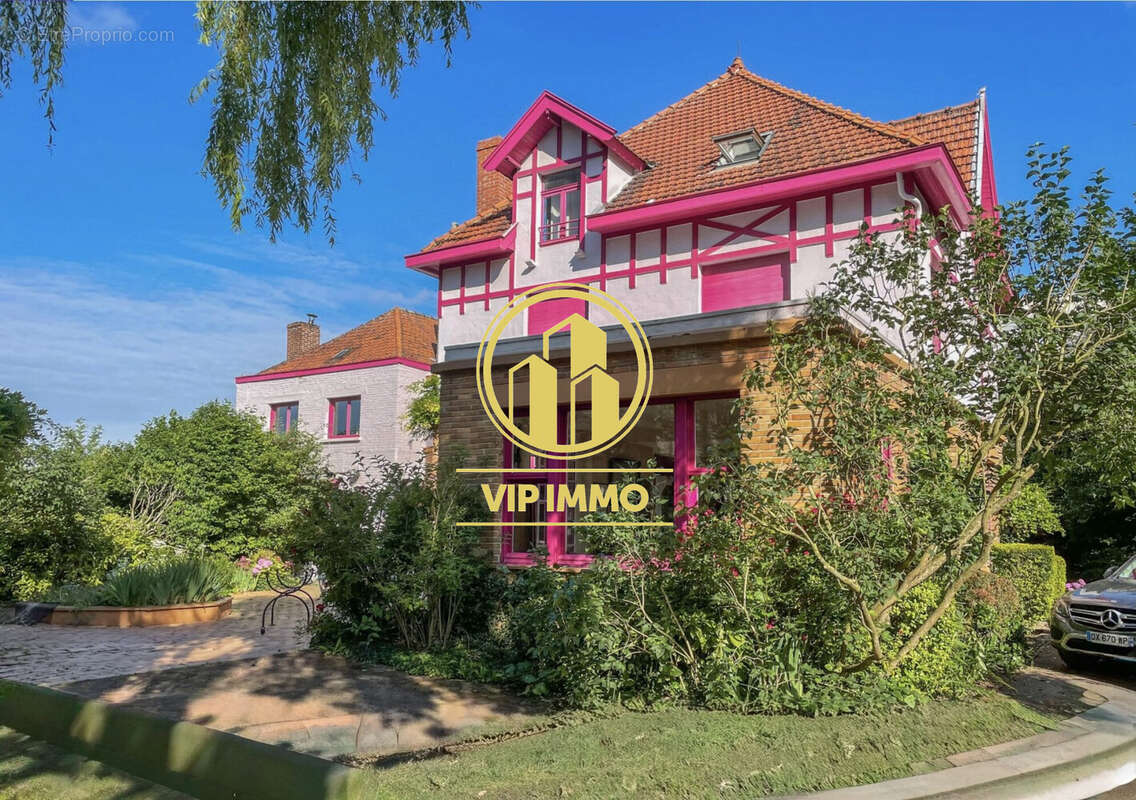 Maison 302 m² à Wavrin  - photo 4