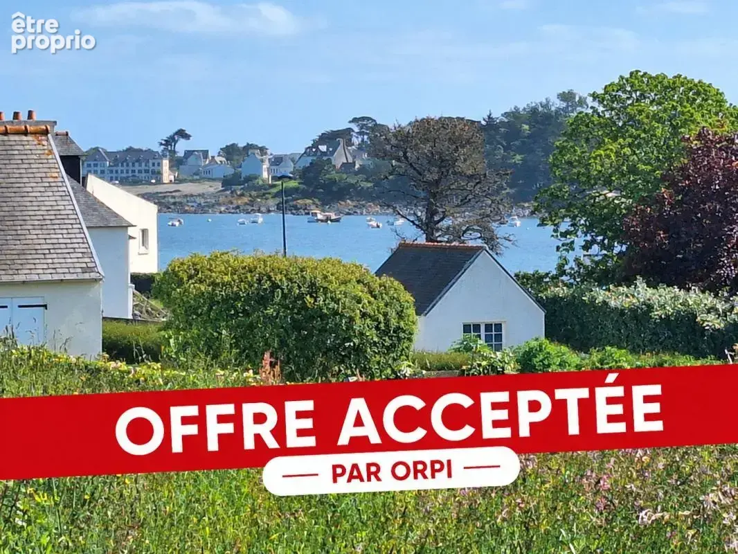 Photo Terrain à Plougasnou au prix de 182 850€