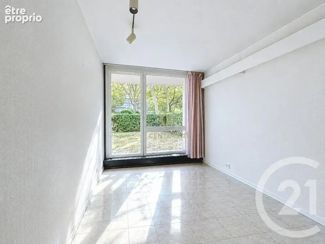 Appartement 7 pièces 137 m² à vendre à Villeurbanne (69100) - photo 8