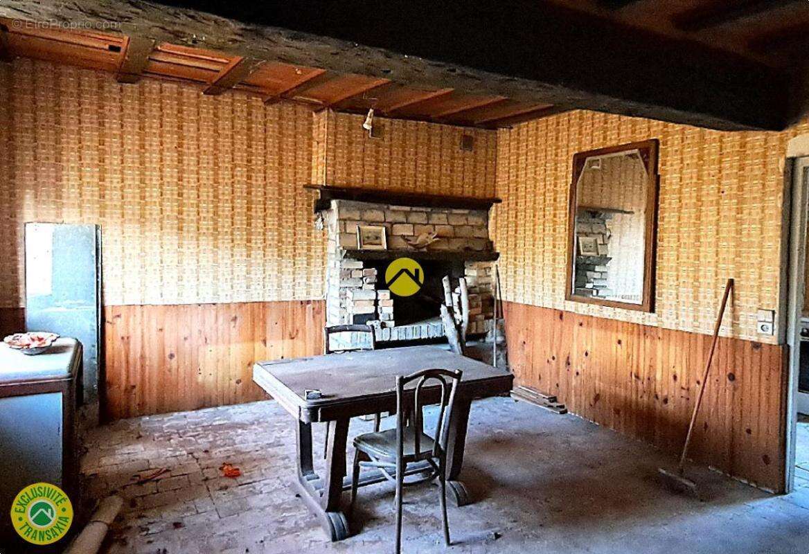 Maison à BUXIERES-LES-MINES