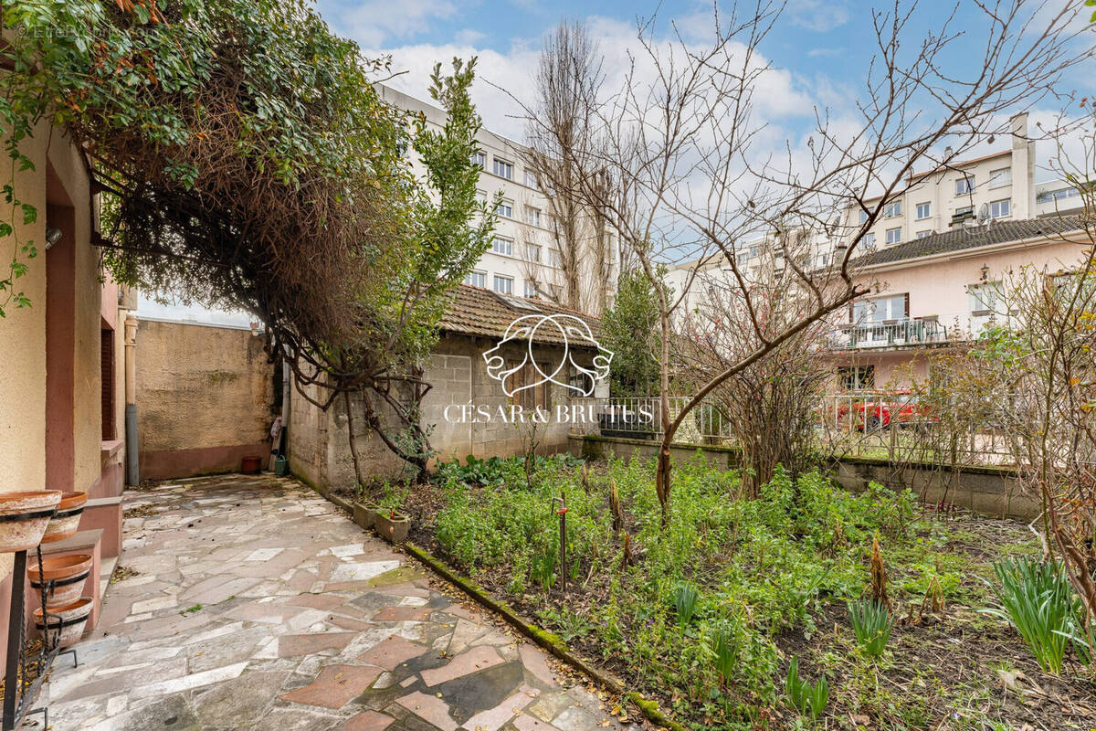 Appartement à LYON-8E