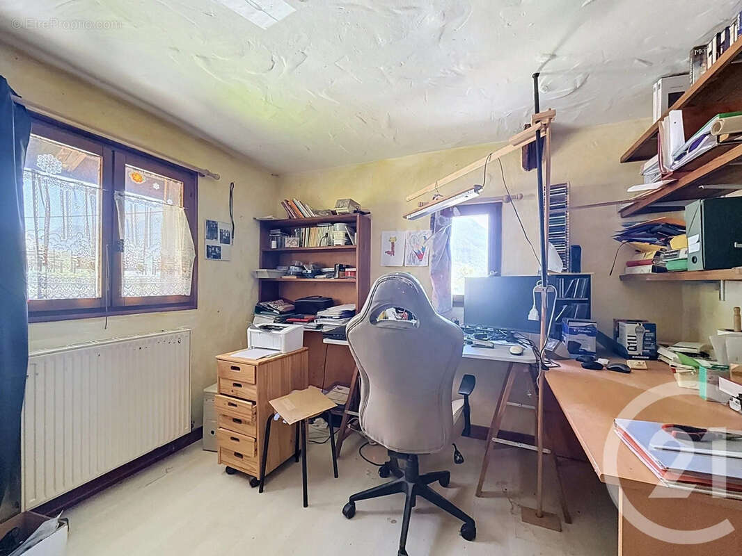 Maison 155 m² à Chatillon-Sur-Cluses  - photo 13