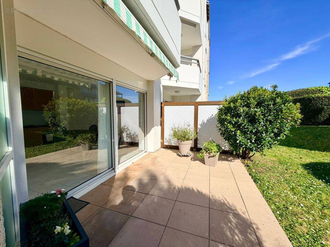 Appartement à ARZON