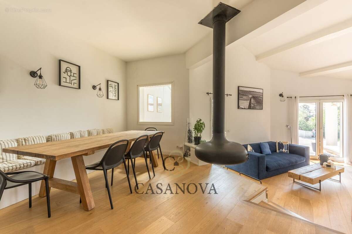 Maison à CASTELNAU-LE-LEZ