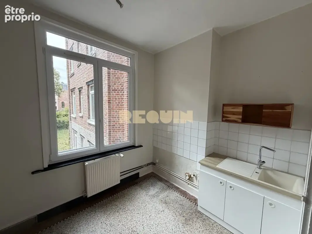 Photo Appartement à La Madeleine au prix de 349 000€