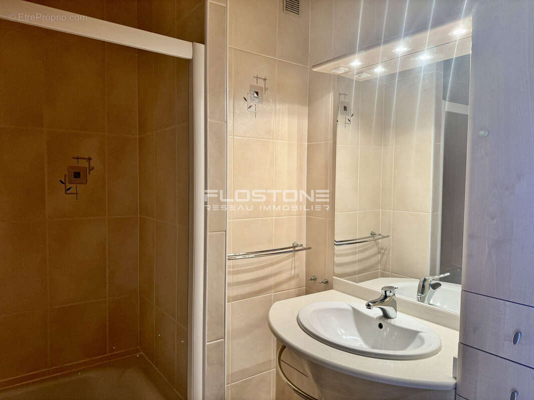 Appartement à ROSNY-SOUS-BOIS