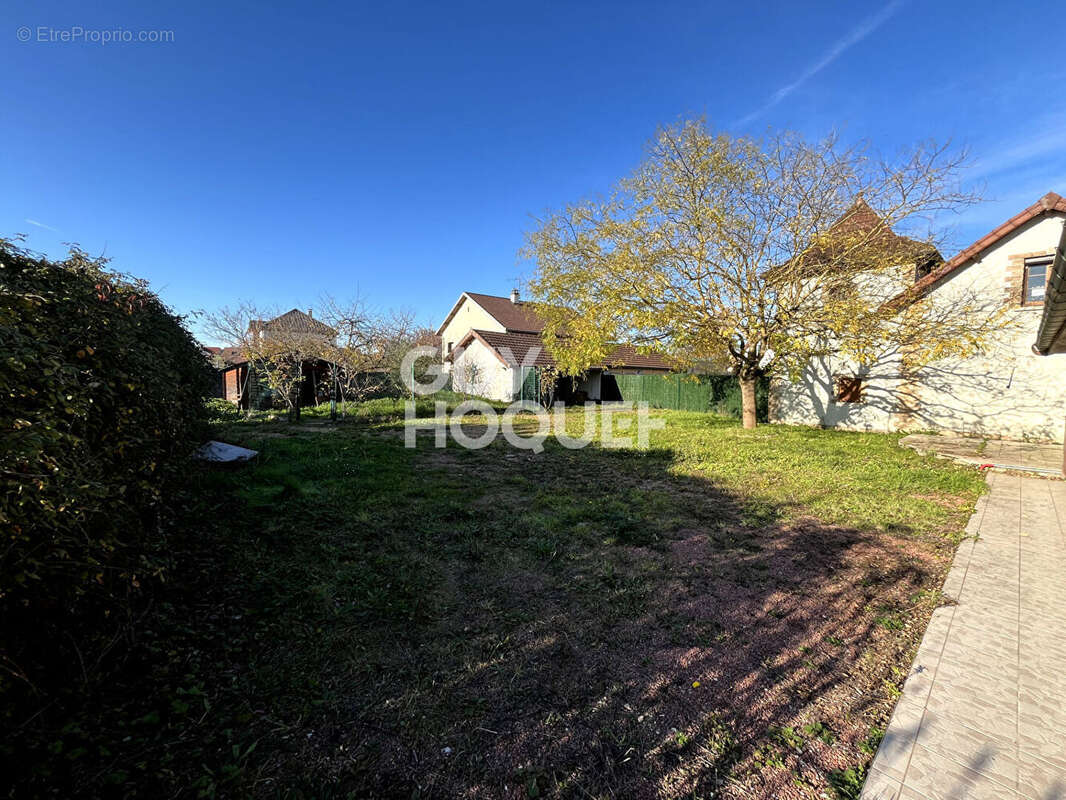 Maison à BESSEY-LES-CITEAUX