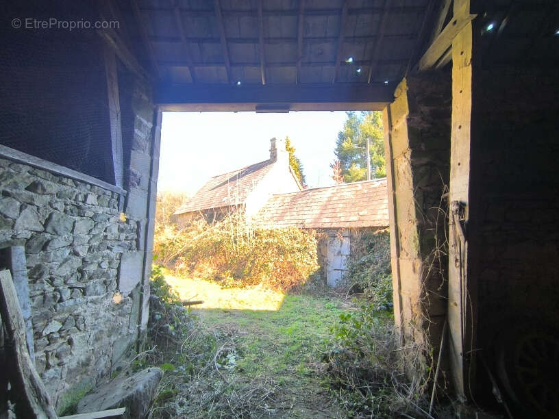 Maison à GOUTTIERES