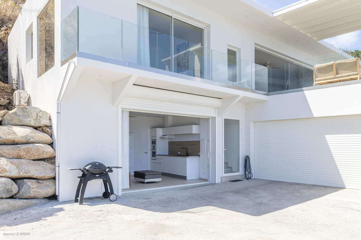 villa 3 chambres Oysrer pound superbe vue mer et St Barth - photo 35