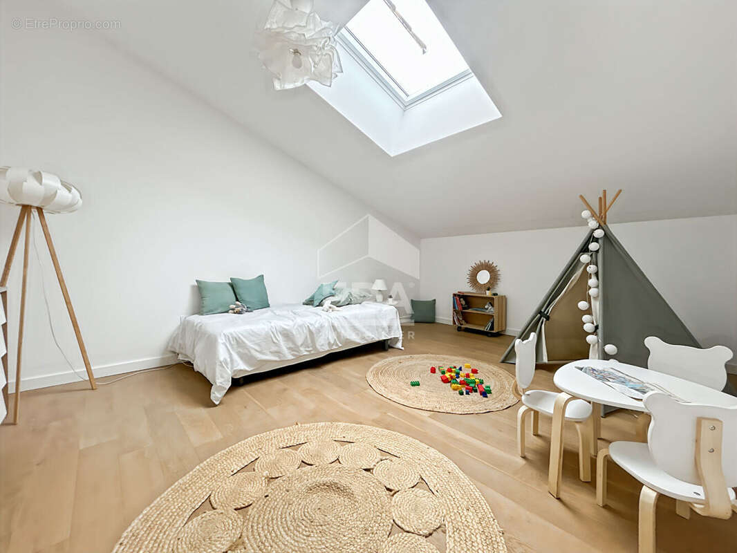 Appartement à MARSEILLE-6E