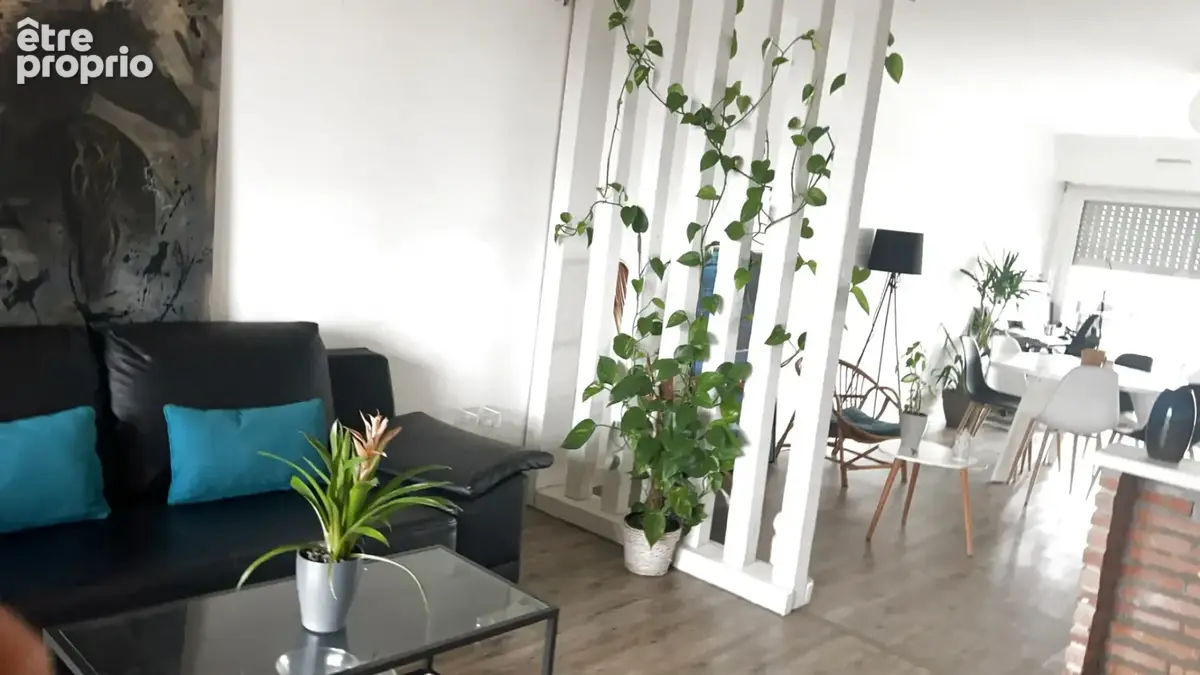 Rodez   Spacieux T5 lumineux de 101 m2 avec 2 terrasses, garage et parking privatif sécurisé - photo 9