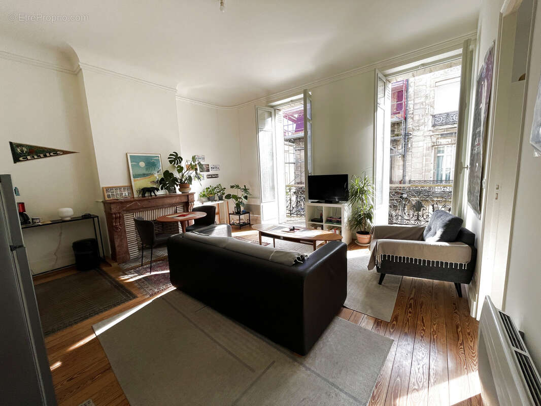 Appartement à BORDEAUX