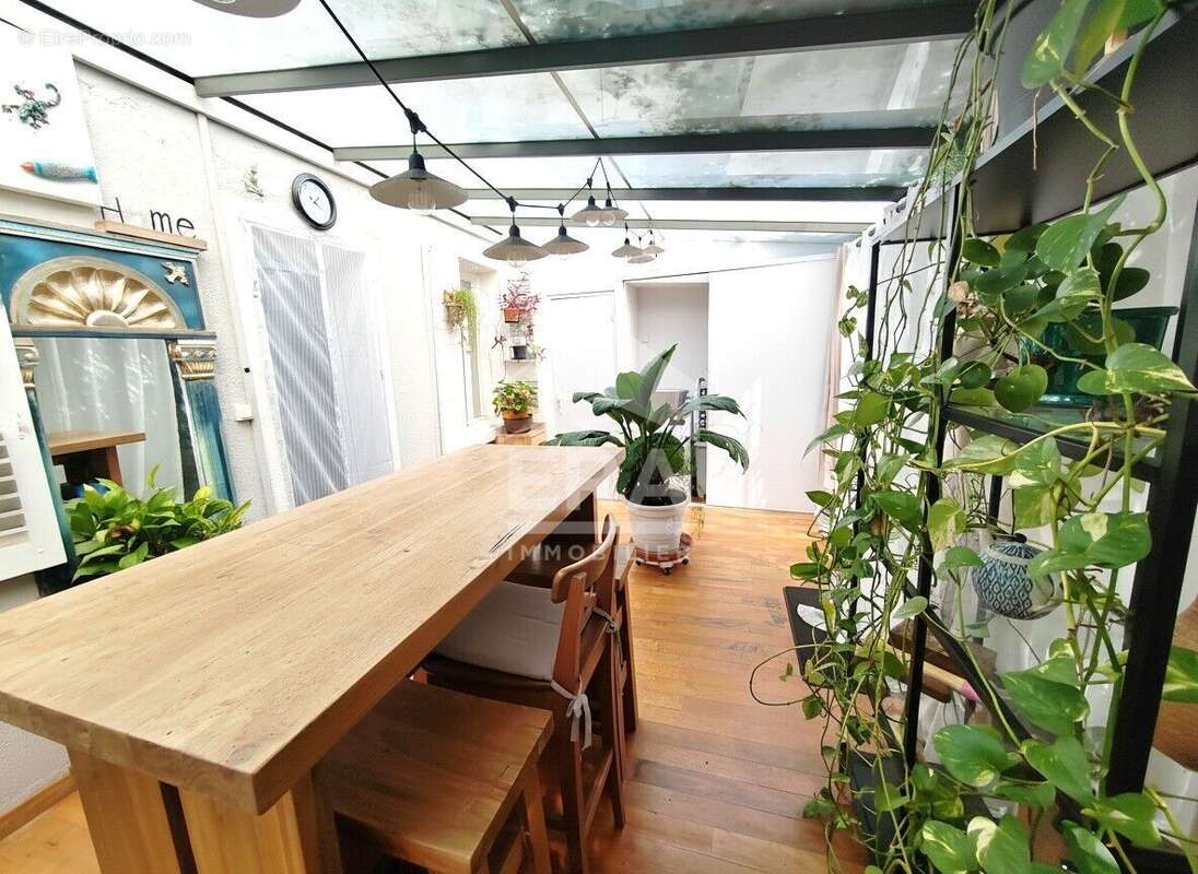 Maison à MARSEILLE-5E