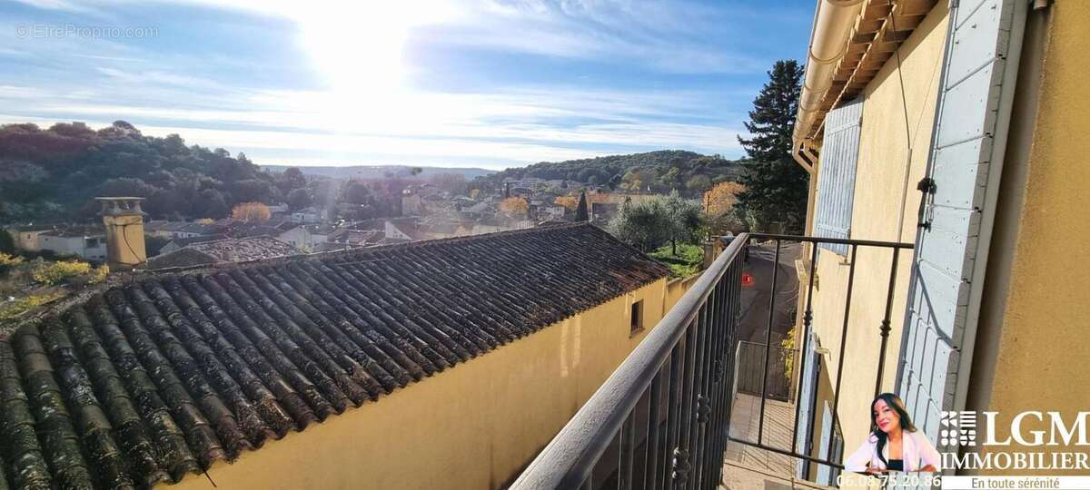 Appartement à ROGNES