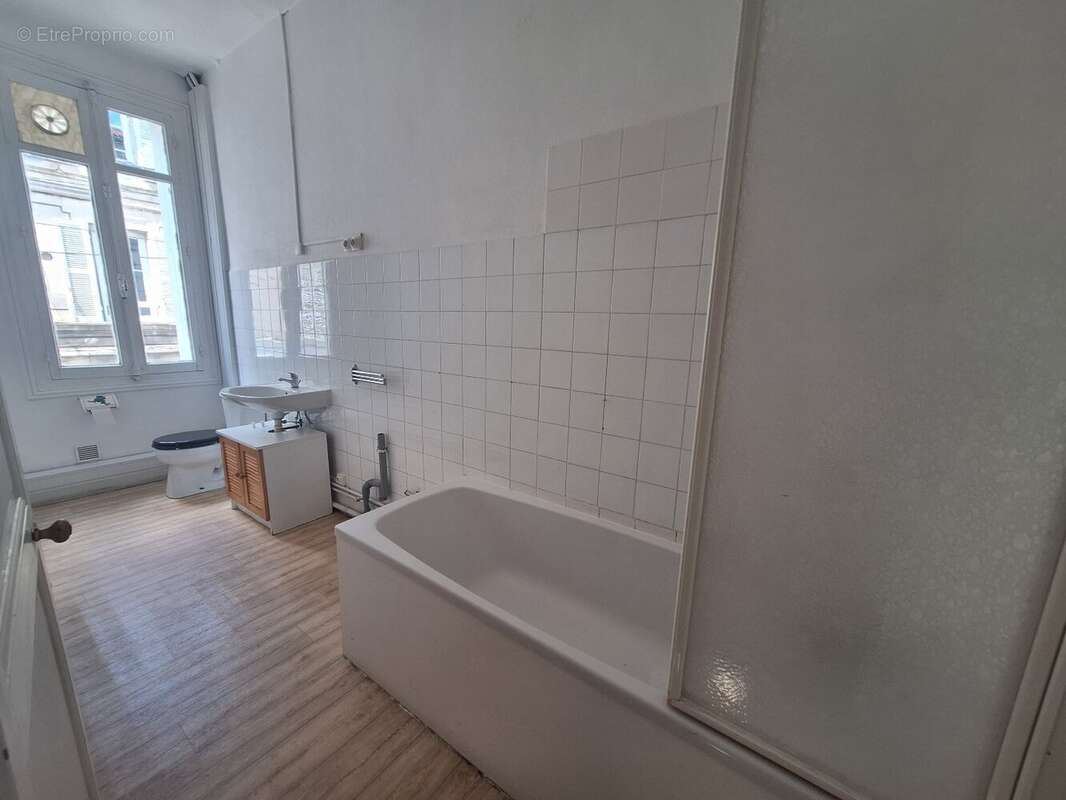 Maison 124 m² à Cognac  - photo 9