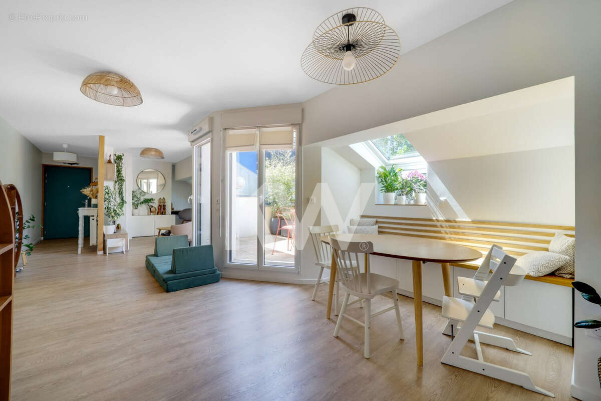 Appartement à ISSY-LES-MOULINEAUX
