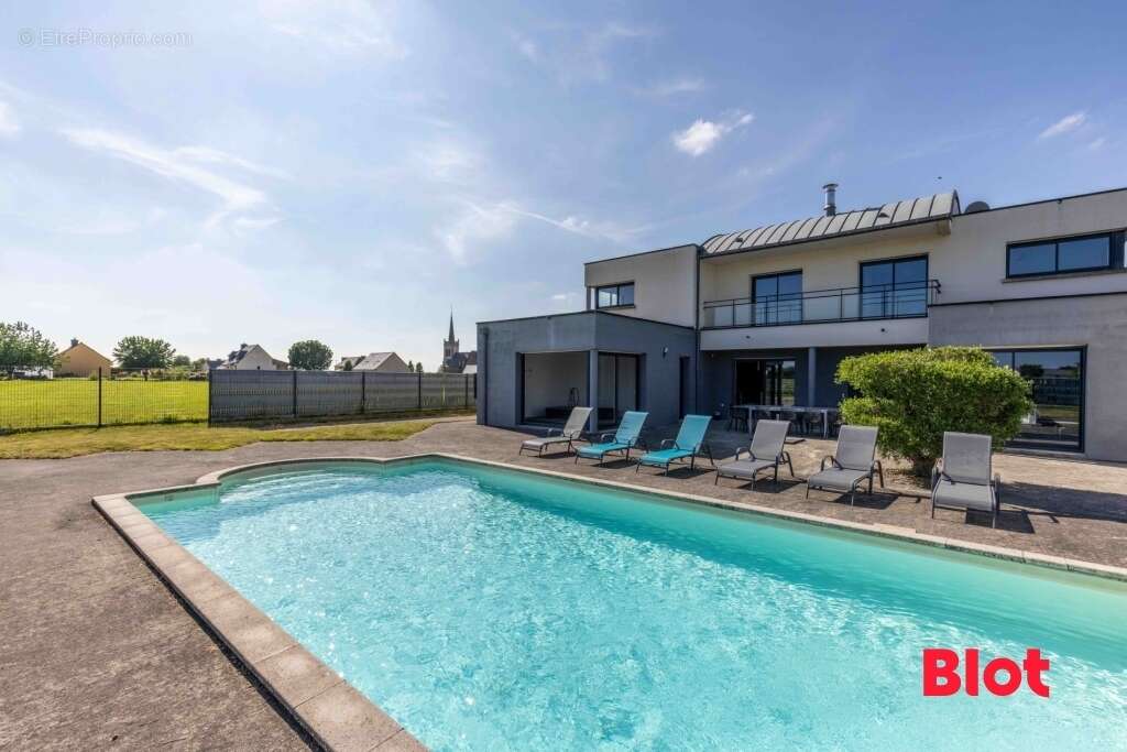 Maison à MONTAUBAN-DE-BRETAGNE