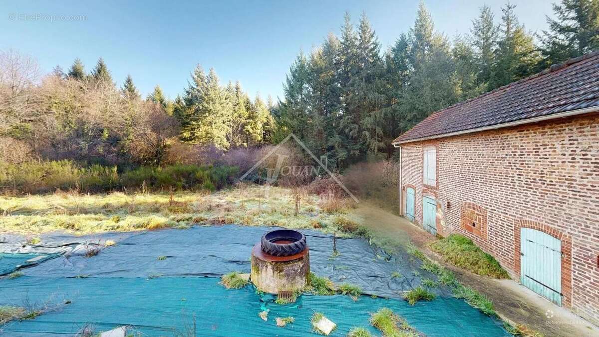 Maison à SAINT-ELOY-LES-MINES
