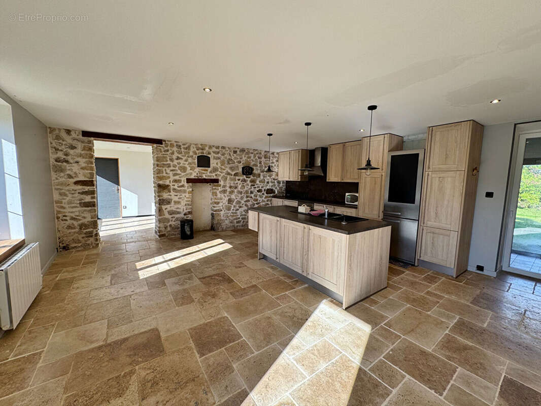 Maison à BRICQUEBEC